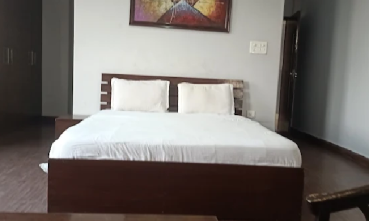 1 x Deluxe Room